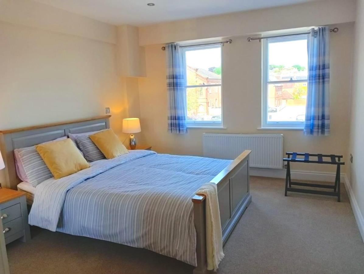 Barchester House Apartments Delux Salisbury Eksteriør bilde